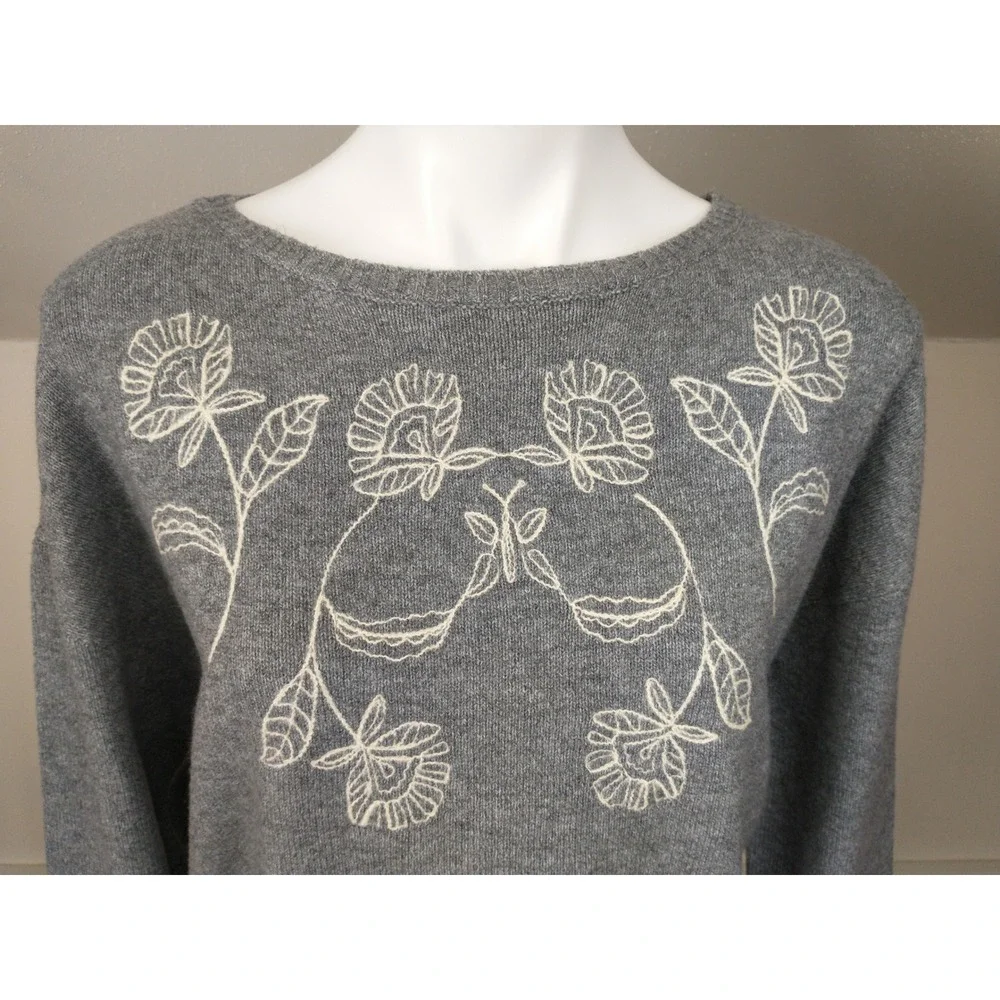 Haute Hippie Cottagecore Grey Floral Butterfly Embroidered Sweater Womens L - Picture 2 of 12